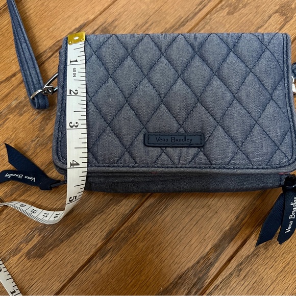 Vera Bradley RFID All in One Crossbody Bag - Picture 7 of 8